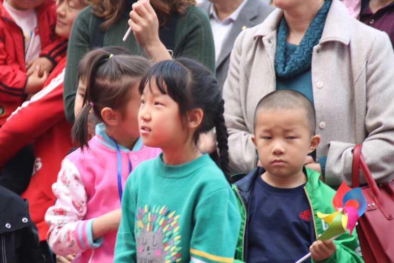 小孩儿